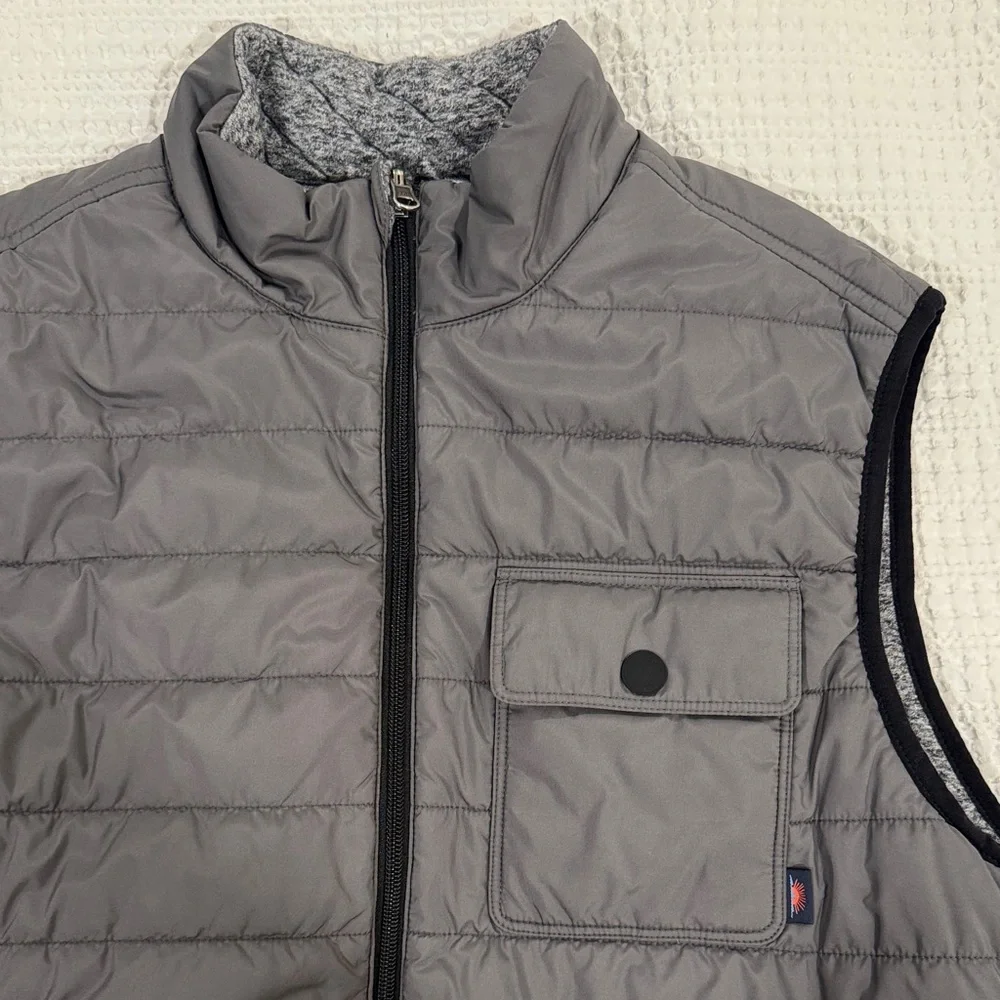 Faherty Men's Charcoal Reversible Vest - Picture 4 of 4